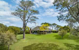 3 Clayden Drive, Gulf Harbour