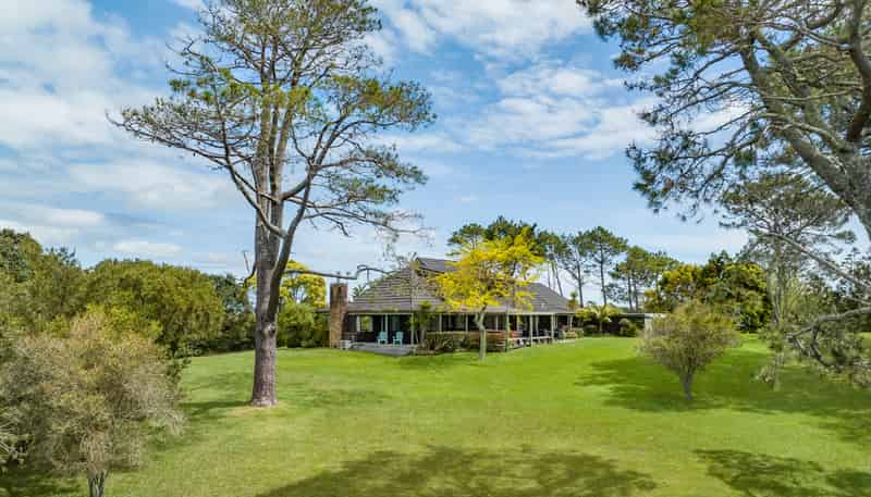 3 Clayden Drive, Gulf Harbour