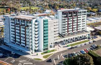 802/6 Waikumete Road, Glen Eden