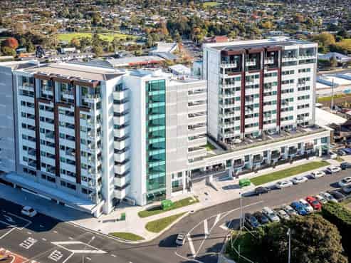 802/6 Waikumete Road, Glen Eden