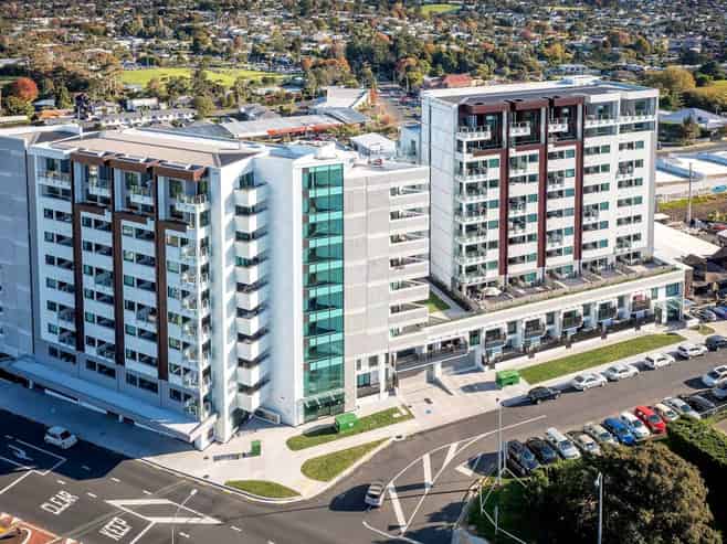 802/6 Waikumete Road, Glen Eden