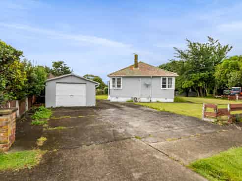 2 Dixon Avenue, Hawera