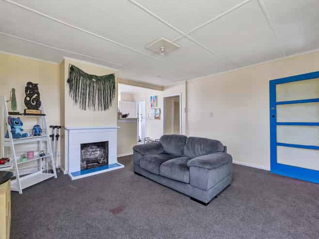 2 Dixon Avenue, Hawera