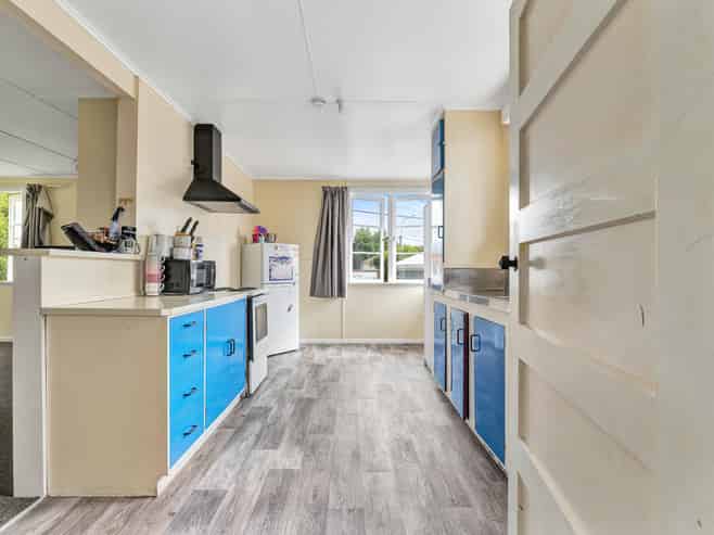 2 Dixon Avenue, Hawera