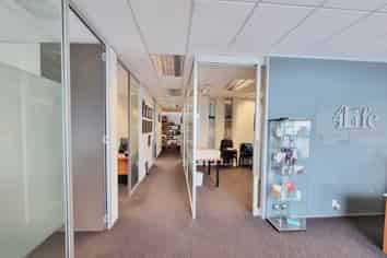 MODERN GROUND FLOOR WILLIAM PICKERING OFFICE
