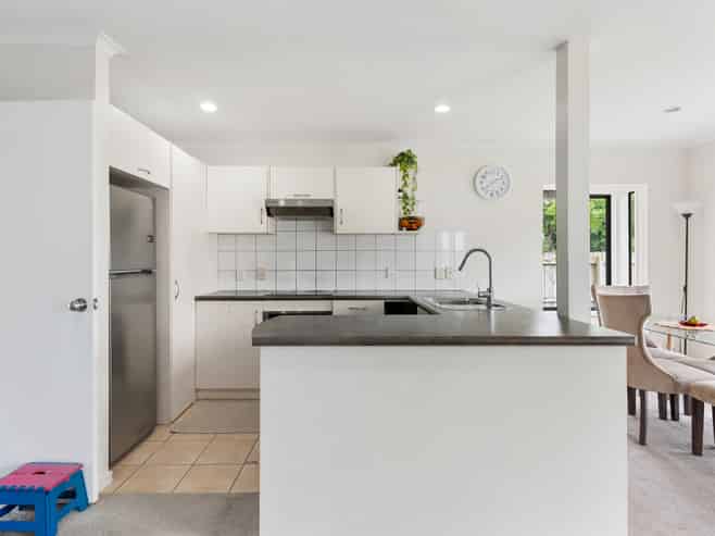 10 Blumhardt Place, Avondale