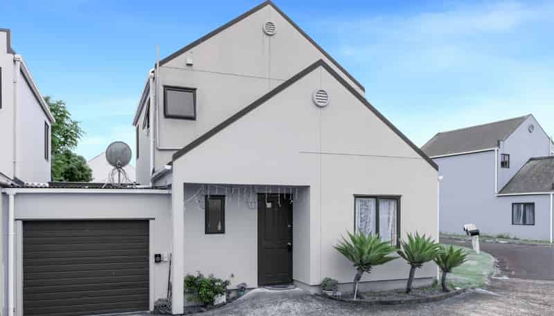 10 Blumhardt Place, Avondale