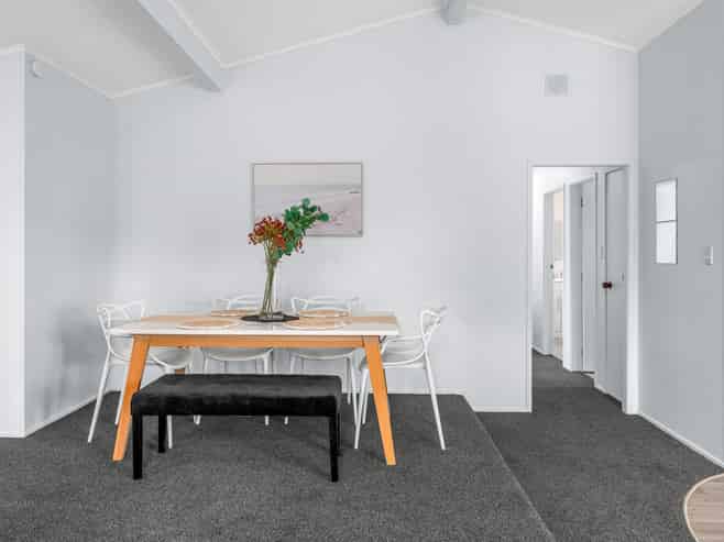 37 Exeter Street, Glenview