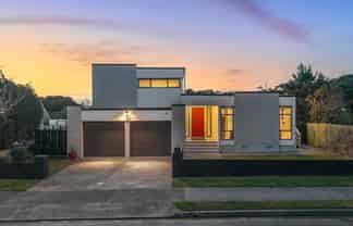 36 Tweed Road, Papakowhai