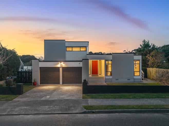 36 Tweed Road, Papakowhai