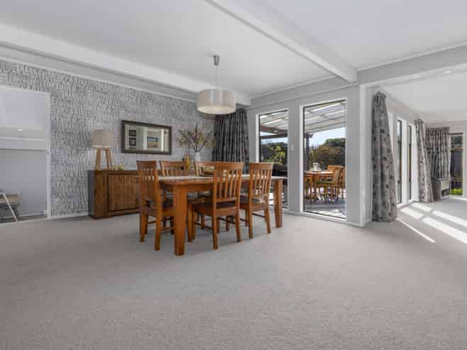 36 Tweed Road, Papakowhai