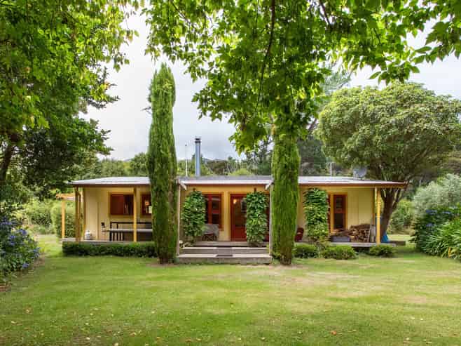 20 Usshers Road, Little River