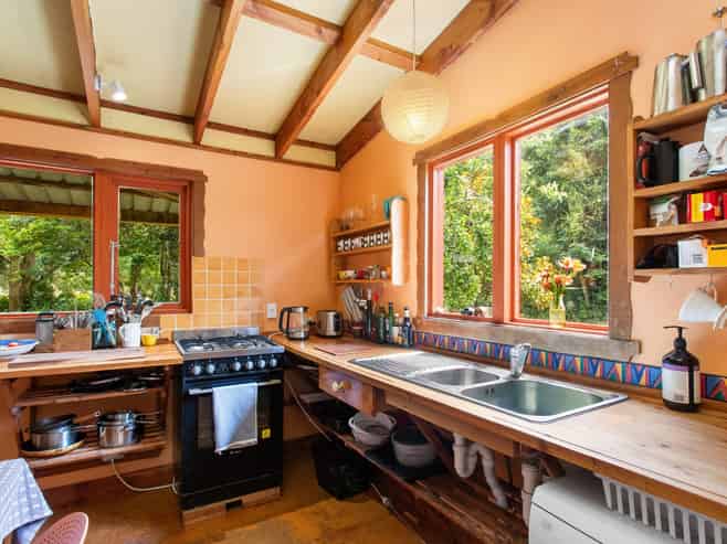 20 Usshers Road, Little River