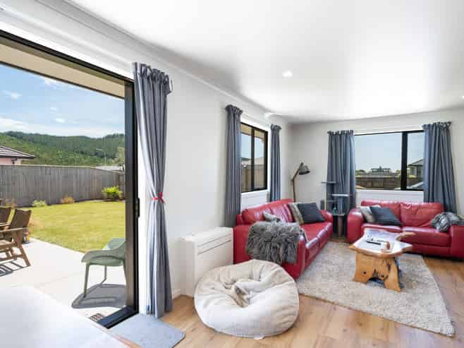 44 George Fyfe Way, Wakefield