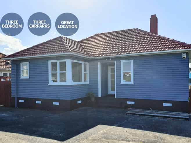 1 Coles Crescent, Papakura