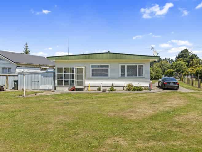 54 Mill Street, Marton