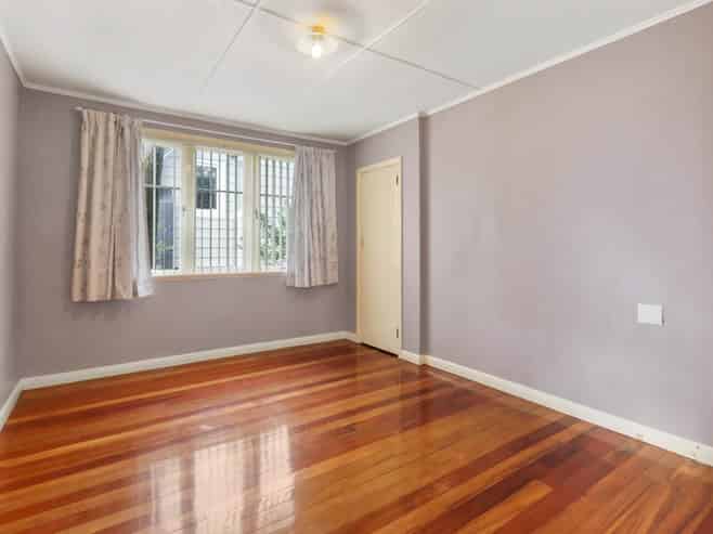 33 Captain Scott Road, Glen Eden