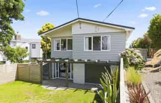 7 Whyte Street, Paraparaumu Beach