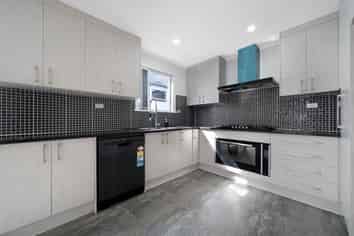 17 Kohinoor Avenue, Mangere