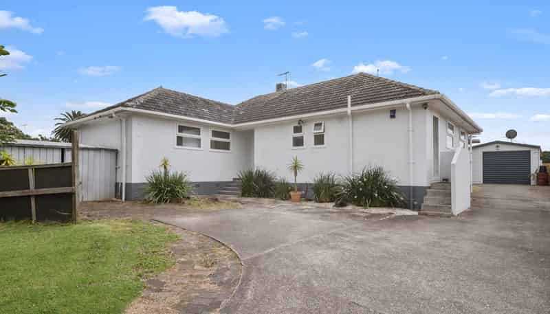 9 Larsen Road, Panmure