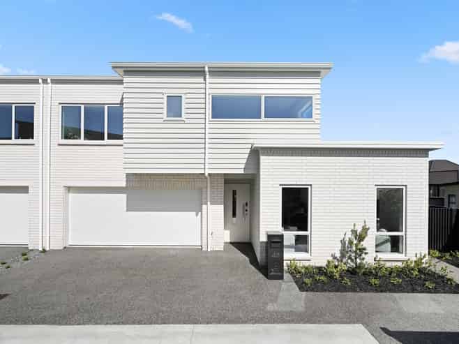 45 Maanihi Drive, Rototuna North