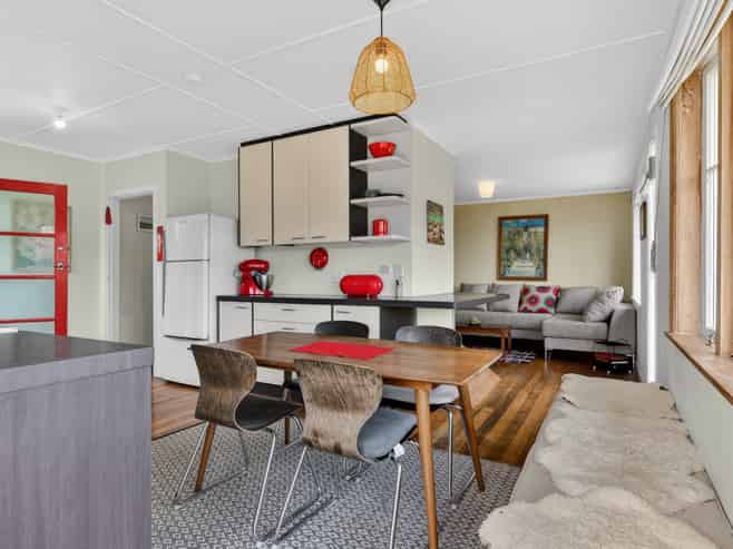 41 Vale Road, Riverside