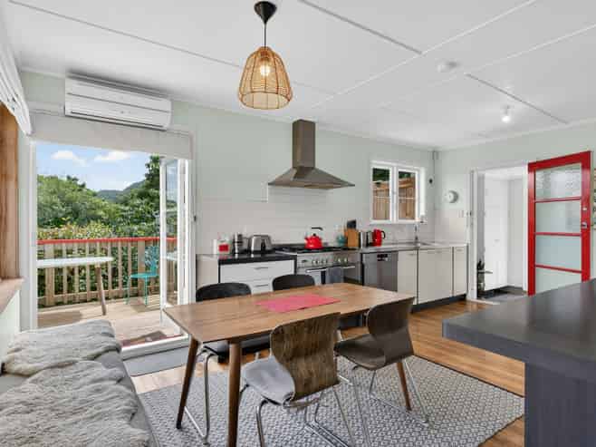 41 Vale Road, Riverside