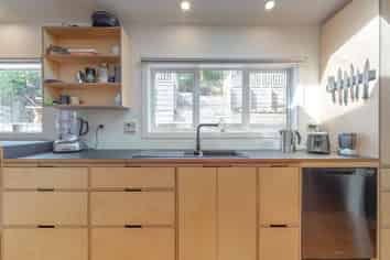 11 Danube Street, Island Bay