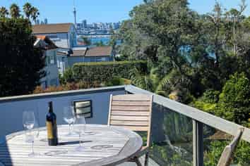 18 Tizard Road, Birkenhead