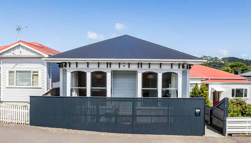 32 Hiropi Street, Newtown