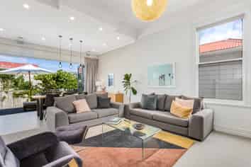 32 Hiropi Street, Newtown