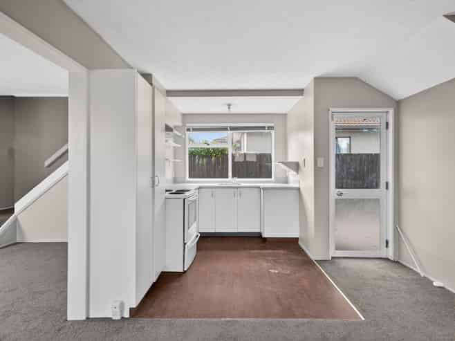 1/194 Hastings Street East, Waltham