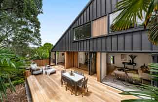 22B Hampton Drive, Saint Heliers