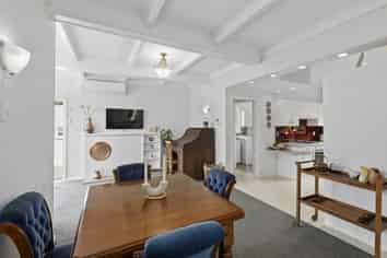 21 Hathaway Avenue, Boulcott