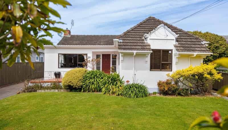 21 Hathaway Avenue, Boulcott