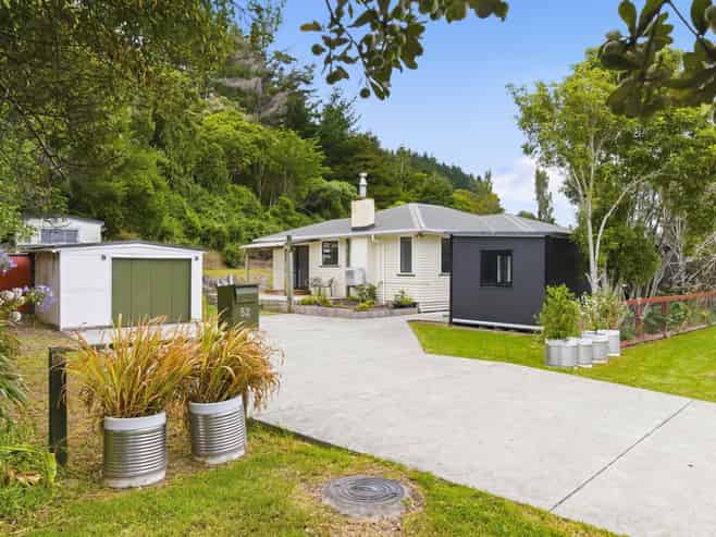52 Ruahine Street, Paraparaumu