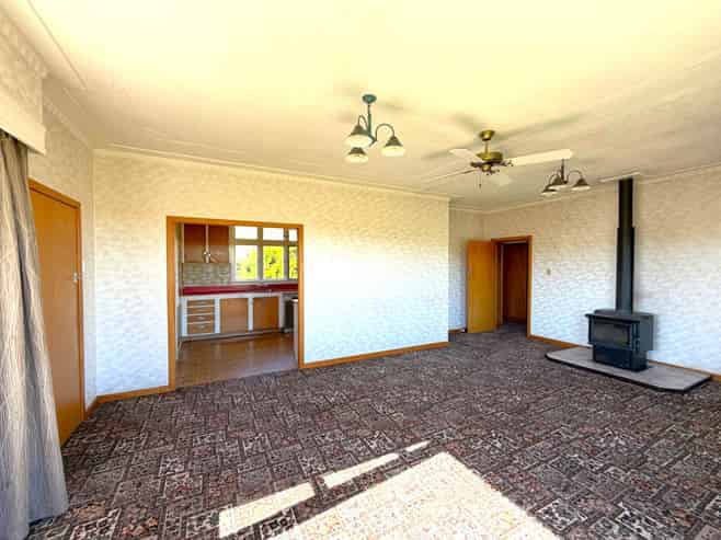 820 Wyndham Valley Road, Glenham