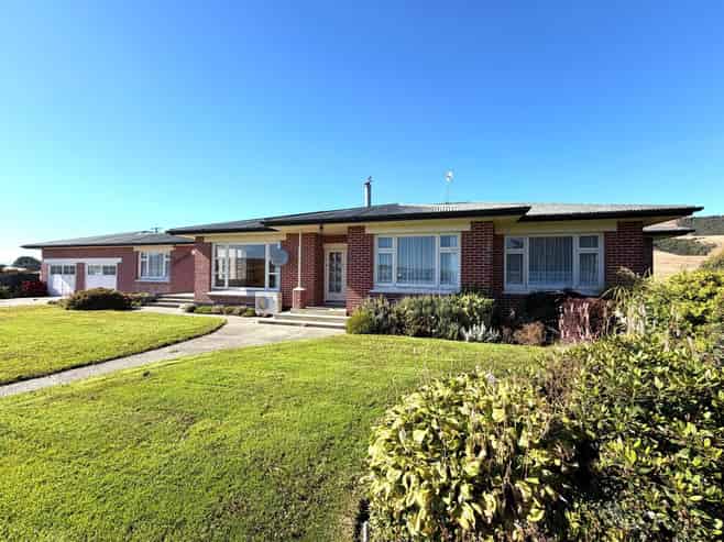 820 Wyndham Valley Road, Glenham