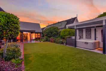 81 Queens Grove, Hutt Central