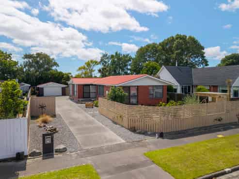 131 Warren Crescent, Hillmorton