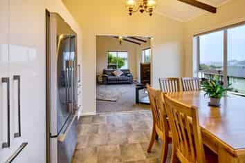 44 Westhaven Drive, Tawa