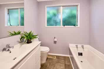 44 Westhaven Drive, Tawa