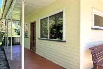  4 Waterloo Street, Taylorville