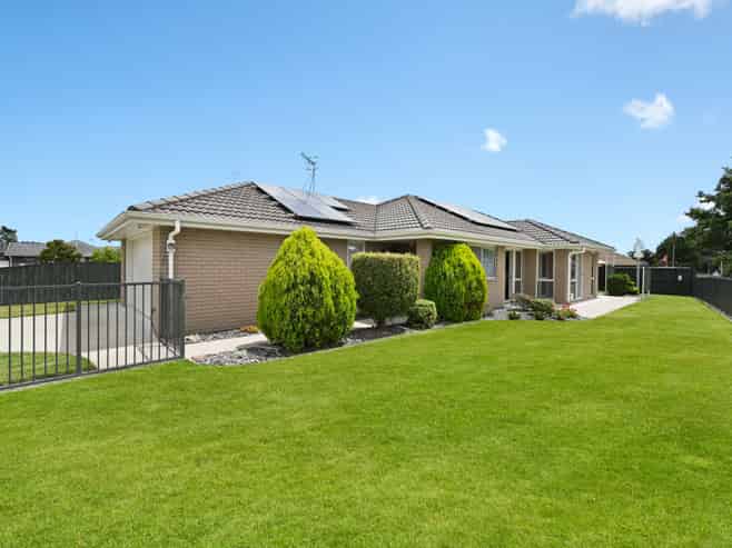 2 Astor Avenue, Dinsdale