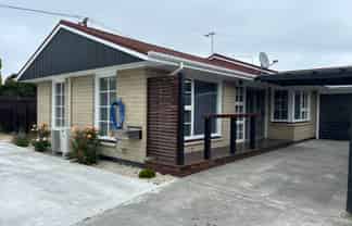 19 Normans Road, Strowan