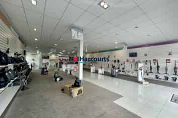 Stand Out Premises - Central North Shore 