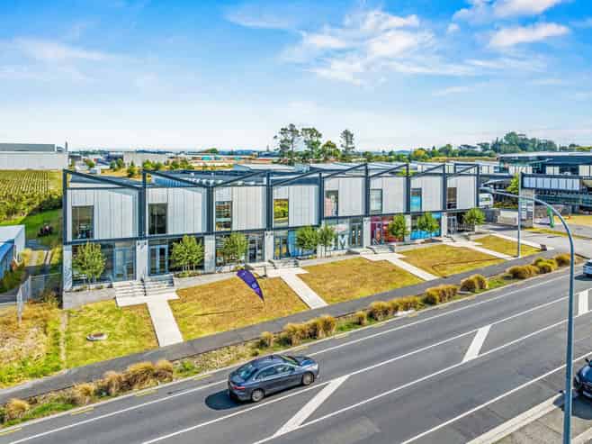 Flexible Westgate road front unit