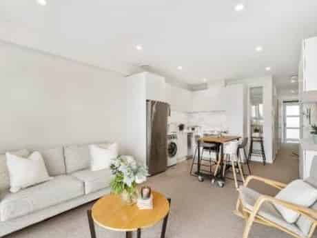 211/1A Soljak Place, Mount Albert