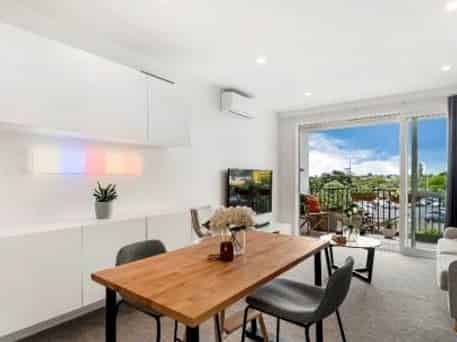 211/1A Soljak Place, Mount Albert