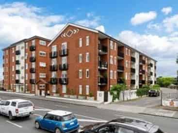 211/1A Soljak Place, Mount Albert